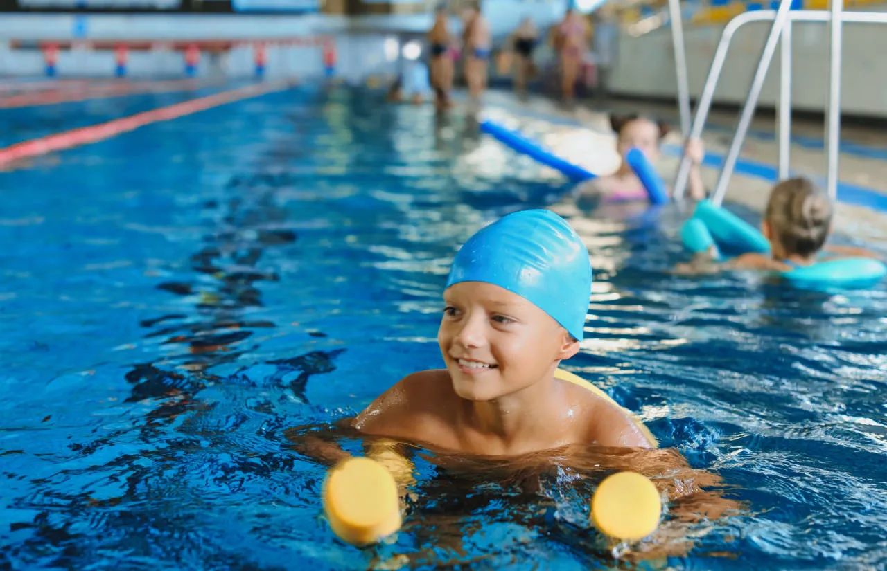 Schwimmkurse für jung und alt